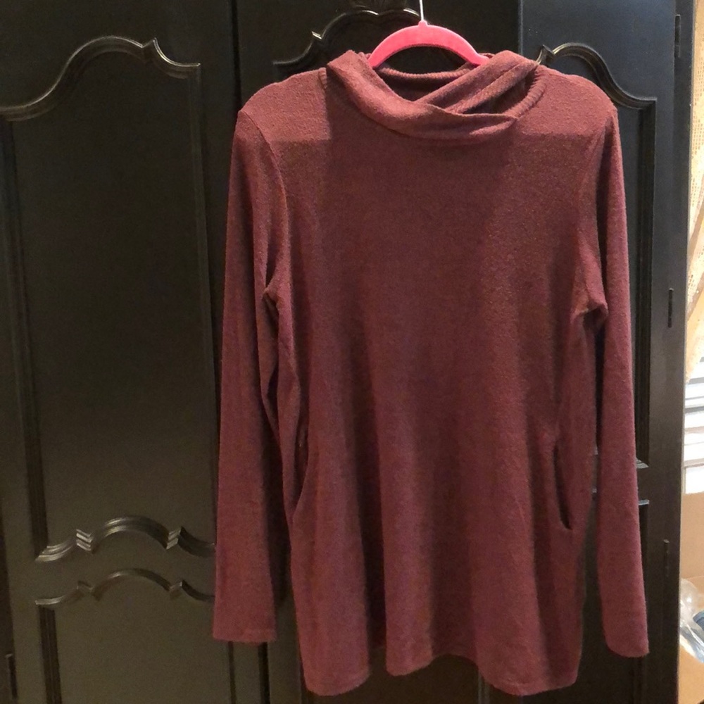 Sinuous soft tunic